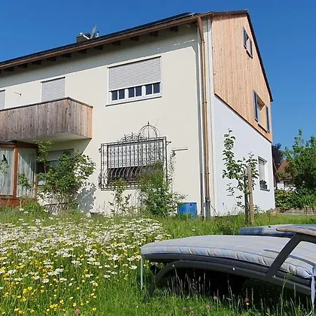 Haus Mit Stilvoller Ferienwohnung Und Tiny House Nahe Ammersee Fuer 2-6 Personen Geltendorf Extérieur photo